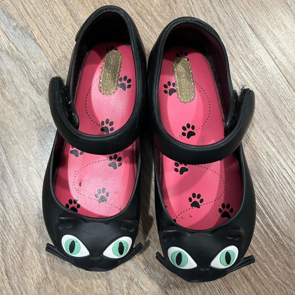 Mini Melissa black cat shoes
